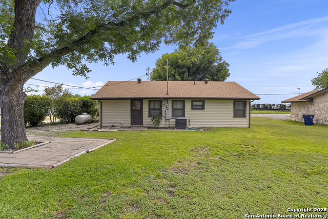 Image 13 of 31 For 100 Haeckerville Rd