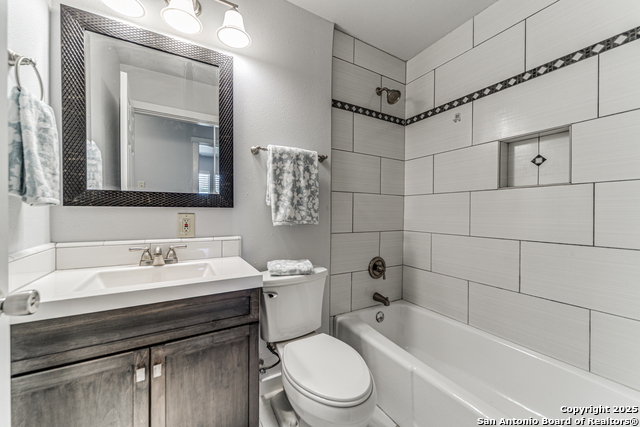 Image 12 of 17 For 224 A Frey St