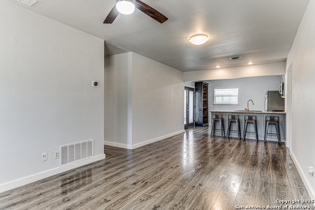 Image 4 of 17 For 224 A Frey St