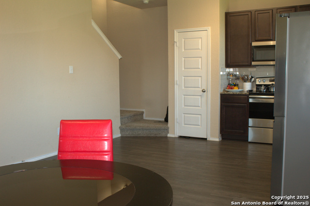 Listing photo id 4 for 10505 Green Lake