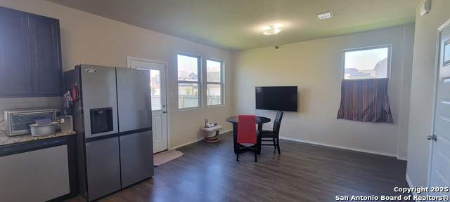 Listing photo id 5 for 10505 Green Lake
