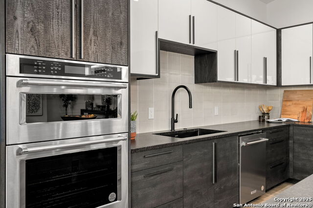 Image 14 of 39 For 238 Cassiano St
