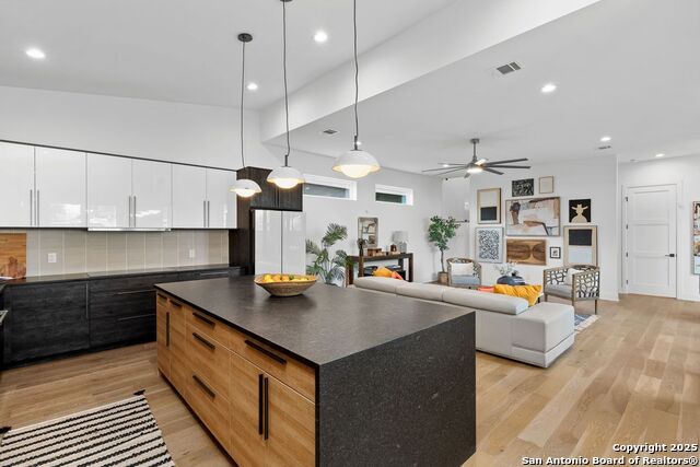 Image 15 of 39 For 238 Cassiano St
