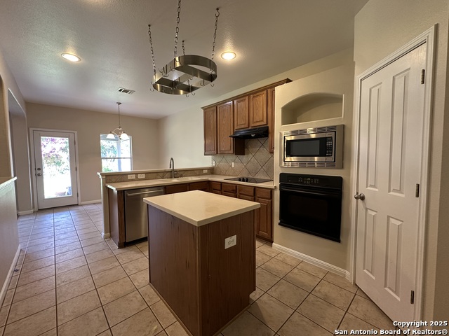 Image 4 of 62 For 13814 Jubilee Way