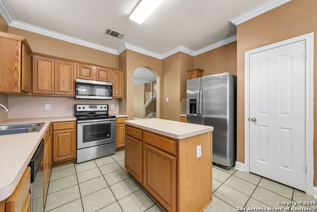 Image 10 of 31 For 22607 Madison