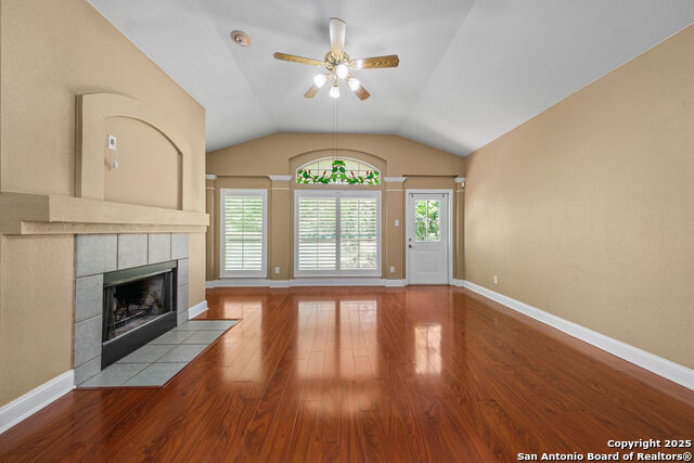 Image 9 of 31 For 22607 Madison