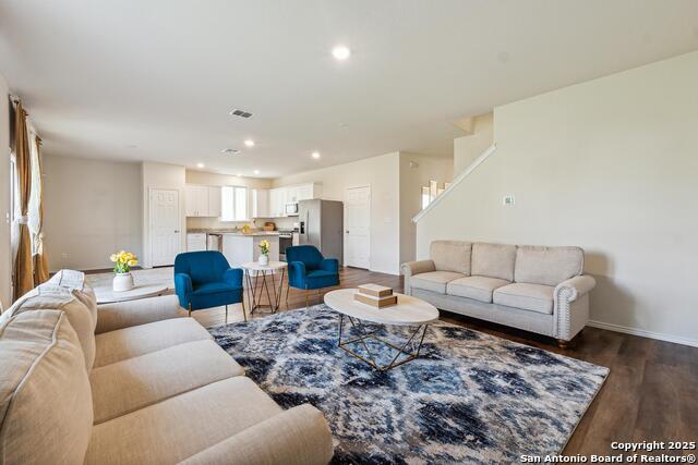 Image 5 of 22 For 13352 Sendero Roble