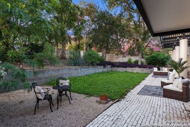 Image 70 of 90 For 2703 Marlborough Dr