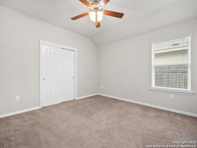 Listing photo id 12 for 10333 Laurie Ln