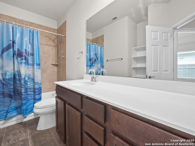 Listing photo id 17 for 10333 Laurie Ln