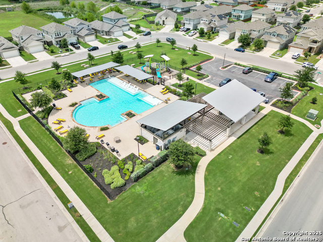 Listing photo id 28 for 10333 Laurie Ln