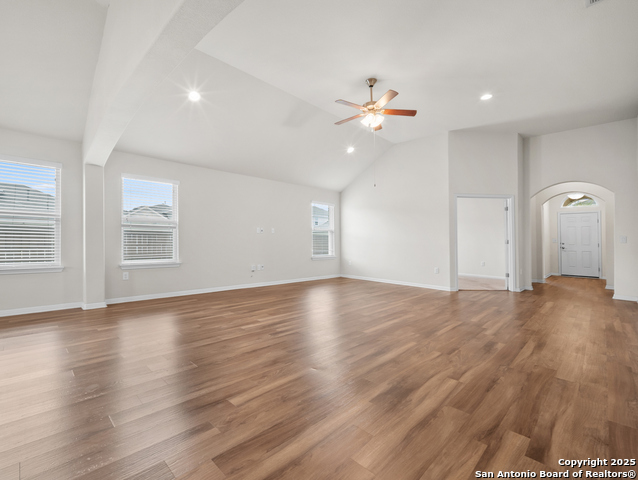 Listing photo id 7 for 10333 Laurie Ln