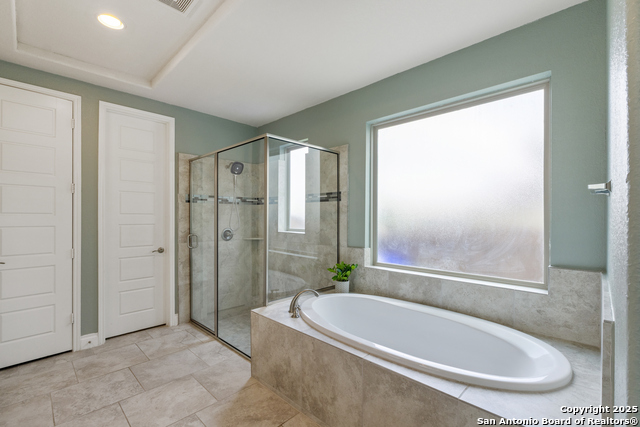 Image 17 of 38 For 7986 Valley Crest