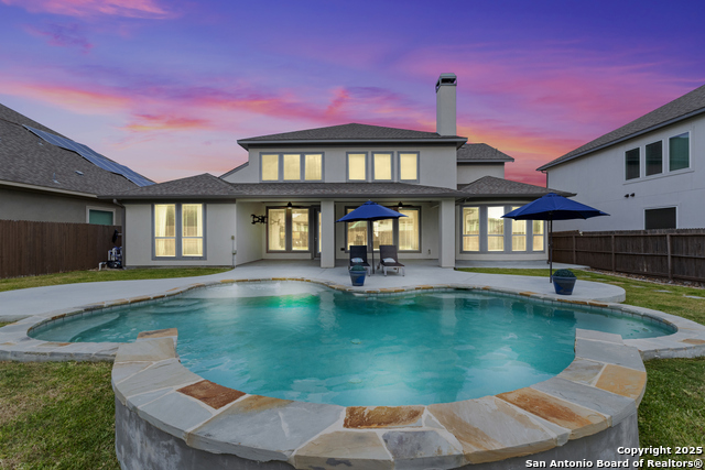 Image 4 of 38 For 7986 Valley Crest
