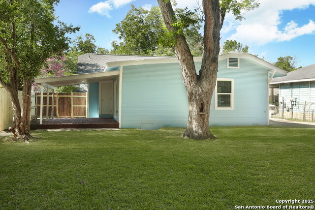 Listing photo id 20 for 210 Huff Ave E