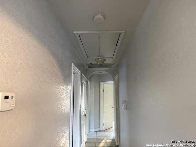 Image 9 of 27 For 2415 Wescott Ave