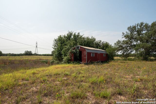 Listing photo id 8 for 1003 County Road 334