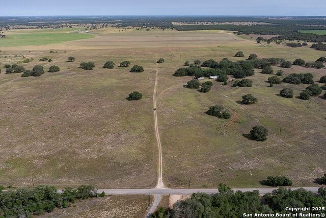 Listing photo id 25 for 1003 County Road 334