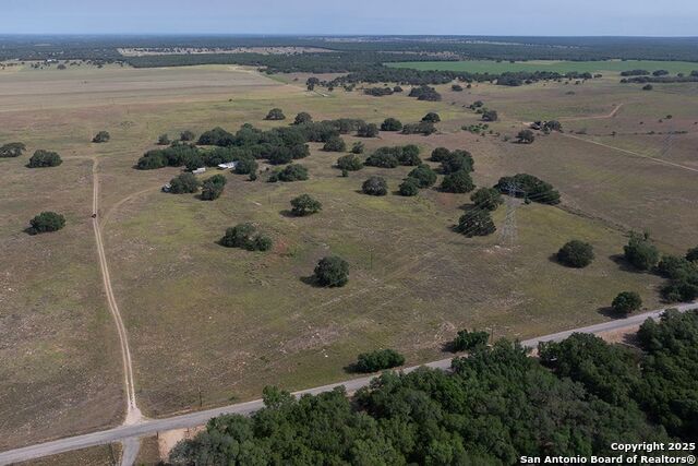 Listing photo id 27 for 1003 County Road 334