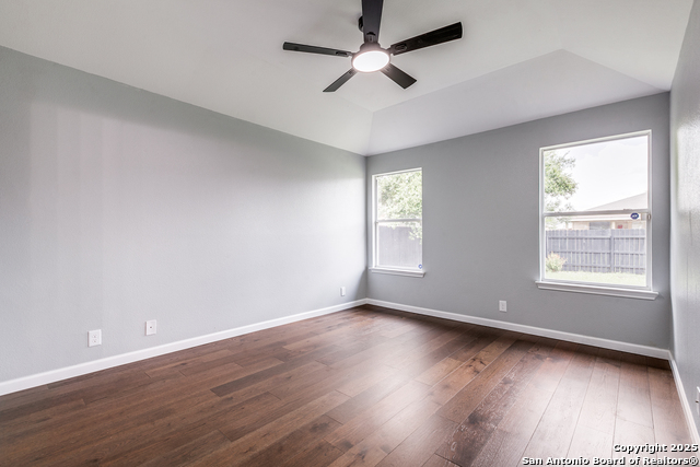 Image 11 of 21 For 8407 Chalk Hill