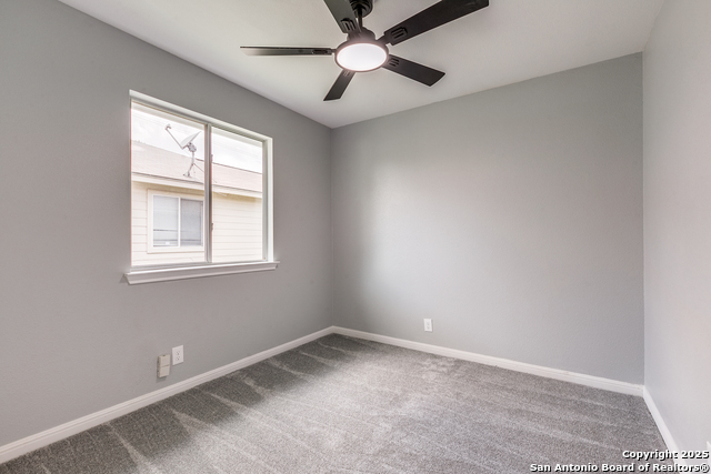 Image 13 of 21 For 8407 Chalk Hill