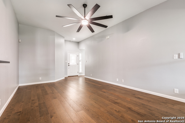 Image 9 of 21 For 8407 Chalk Hill
