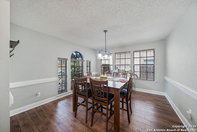 Image 16 of 32 For 9218 Fishers Hill