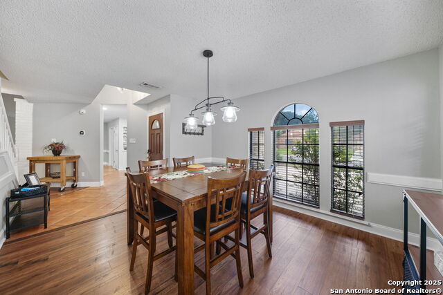 Image 17 of 32 For 9218 Fishers Hill