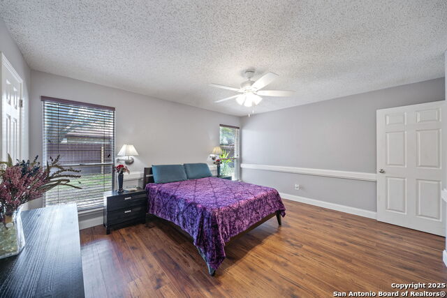 Image 21 of 32 For 9218 Fishers Hill