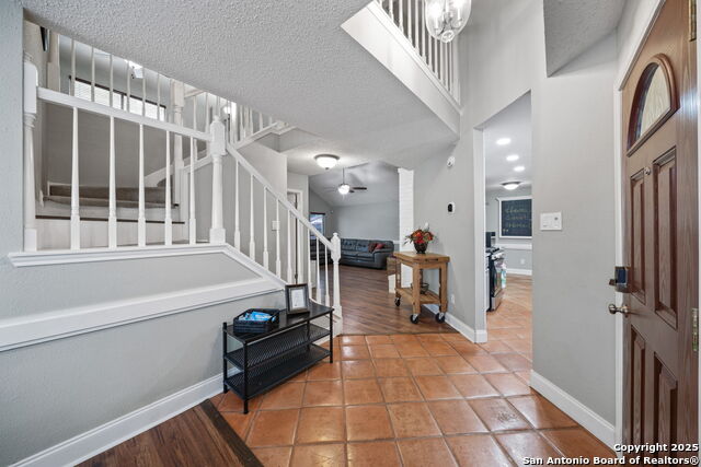 Image 6 of 32 For 9218 Fishers Hill