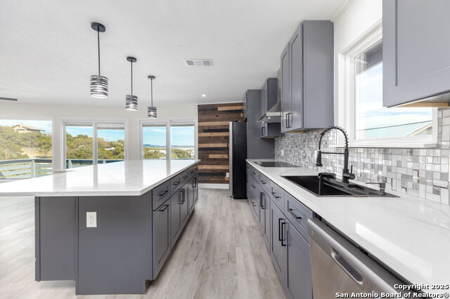 Image 13 of 51 For 2165 Colleen Drive