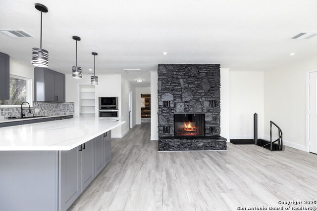 Image 17 of 51 For 2165 Colleen Drive