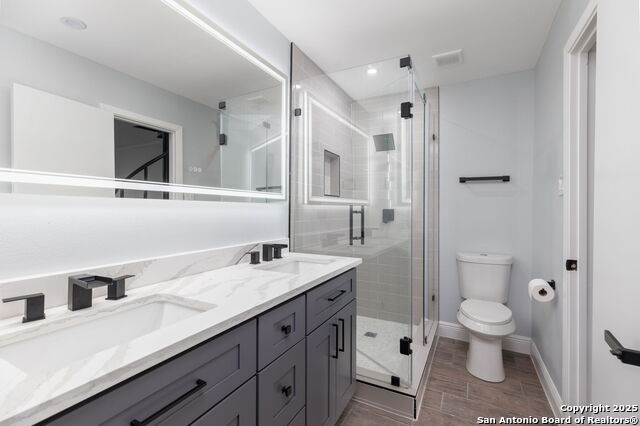 Image 29 of 51 For 2165 Colleen Drive