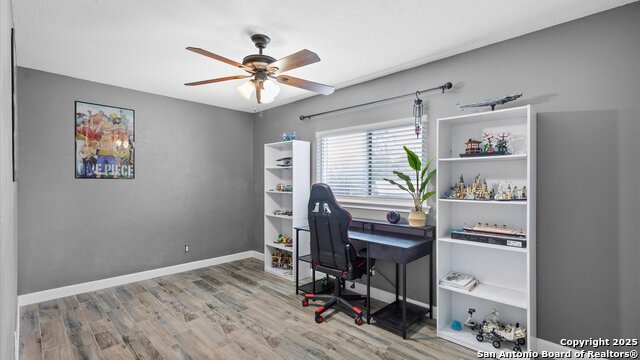 Listing photo id 19 for 12202 Towering Elm