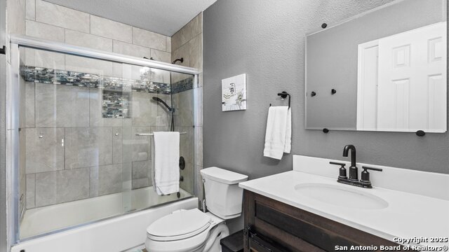 Listing photo id 20 for 12202 Towering Elm
