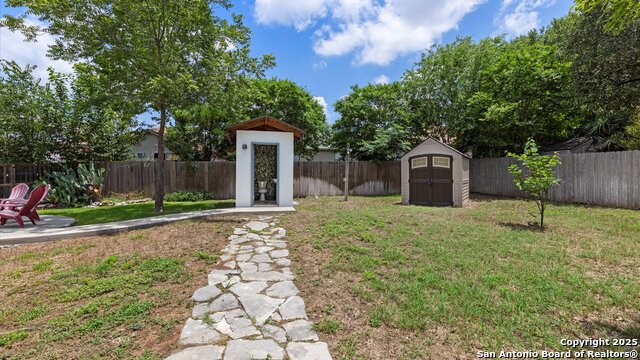Listing photo id 26 for 12202 Towering Elm