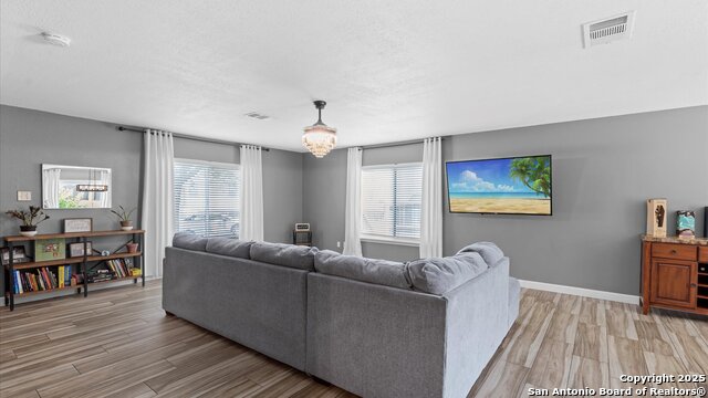 Listing photo id 6 for 12202 Towering Elm