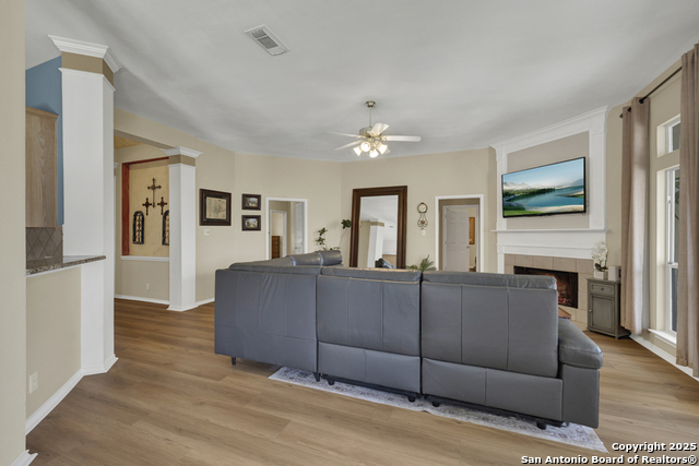 Image 12 of 45 For 2363 Oak Pebble