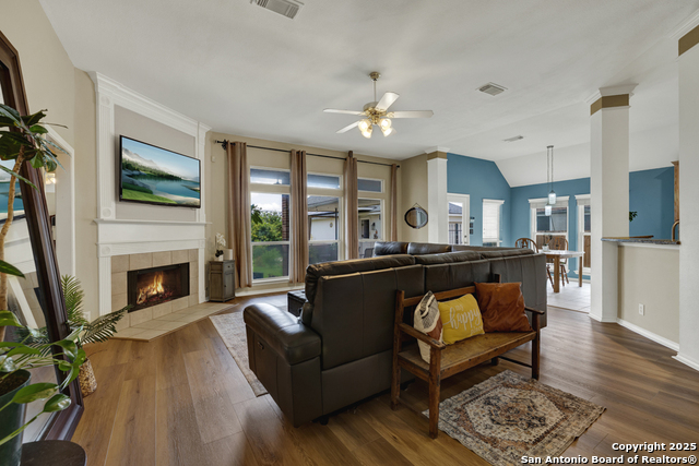 Image 13 of 45 For 2363 Oak Pebble