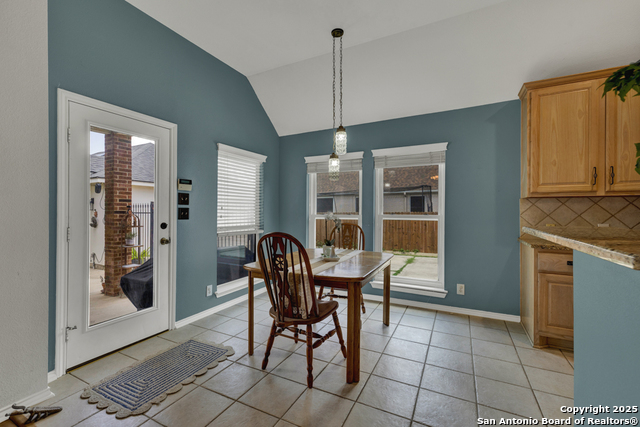 Image 15 of 45 For 2363 Oak Pebble