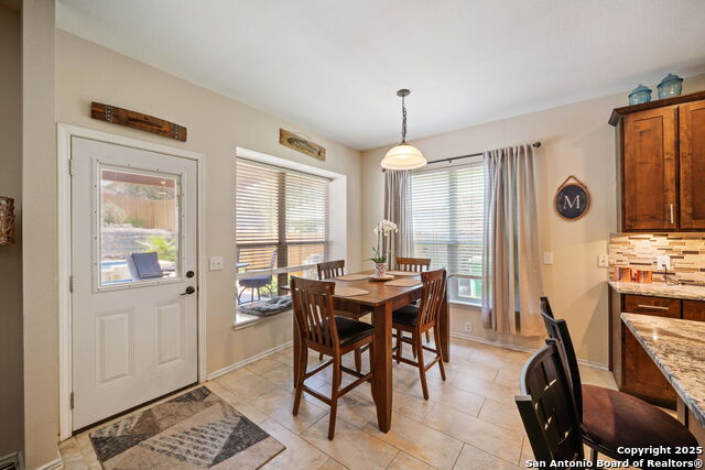 Image 12 of 40 For 20926 Encino Dawn