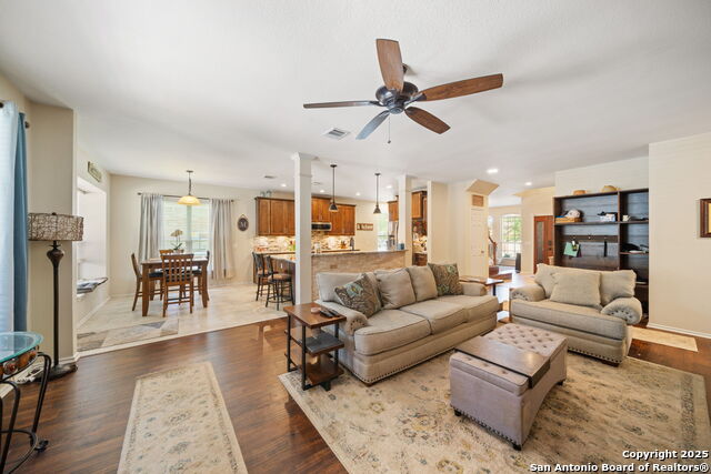 Image 14 of 40 For 20926 Encino Dawn