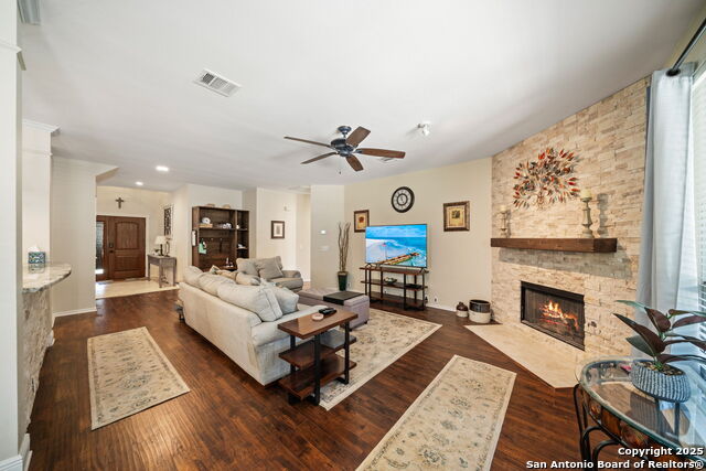 Image 16 of 40 For 20926 Encino Dawn