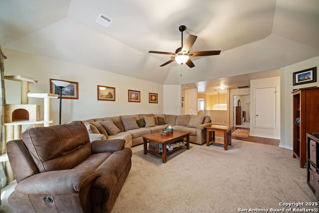 Image 19 of 40 For 20926 Encino Dawn