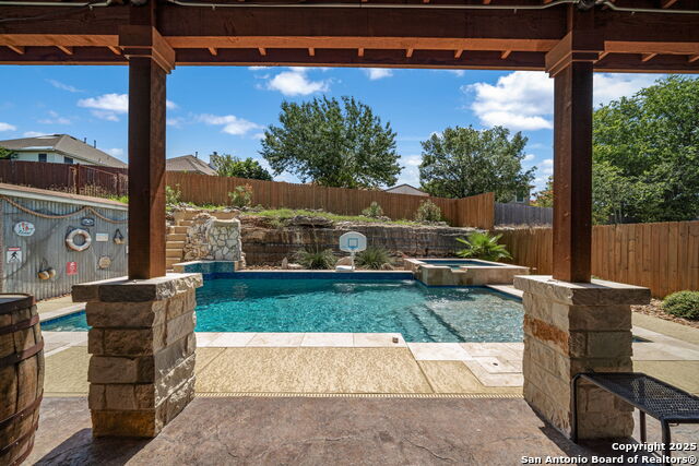 Image 31 of 40 For 20926 Encino Dawn