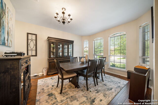 Image 6 of 40 For 20926 Encino Dawn