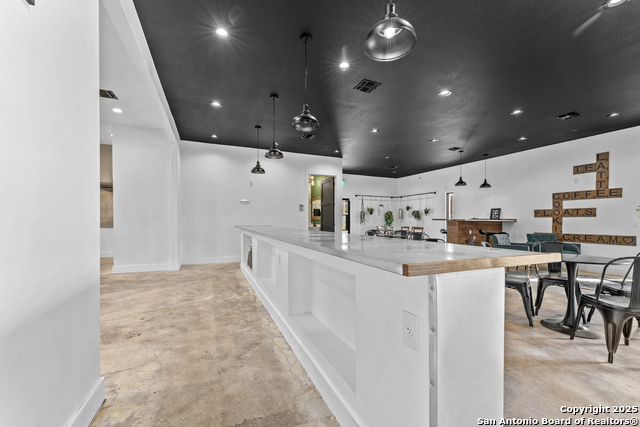 Listing photo id 21 for 1301 Hospital Blvd  Bldg B