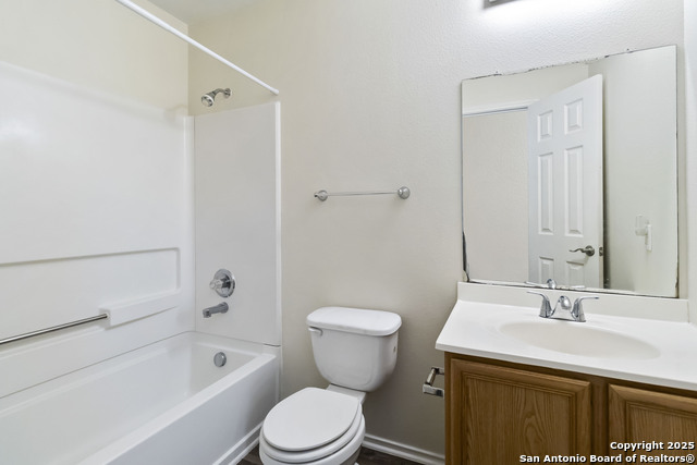 Image 21 of 25 For 8611 Shaenfield