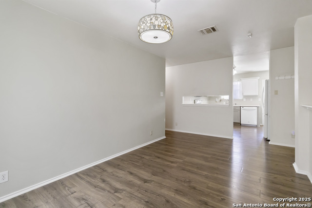 Image 8 of 25 For 8611 Shaenfield