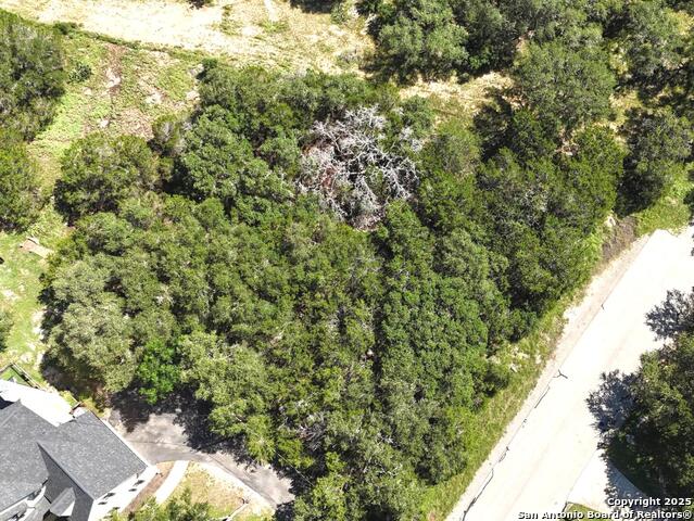 Image 2 of 9 For 815 Winding River